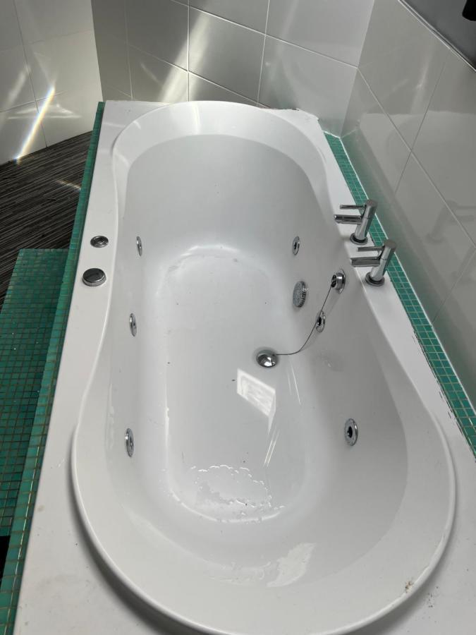 Boutique Blackpool 2 Bed Grey Apartment Sleeps 10 Exteriér fotografie
